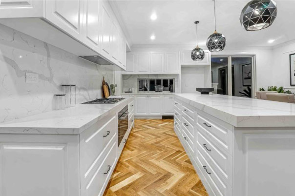 Should White Cabinets Match Walls? Expert Insights from KBS HomeCenter in Virginia